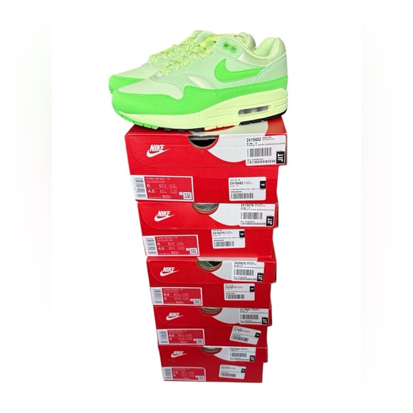 Nike Air Max 1 Lime Green Sneakers - Picture 1 of 4